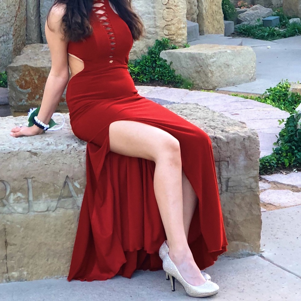 Red prom dress